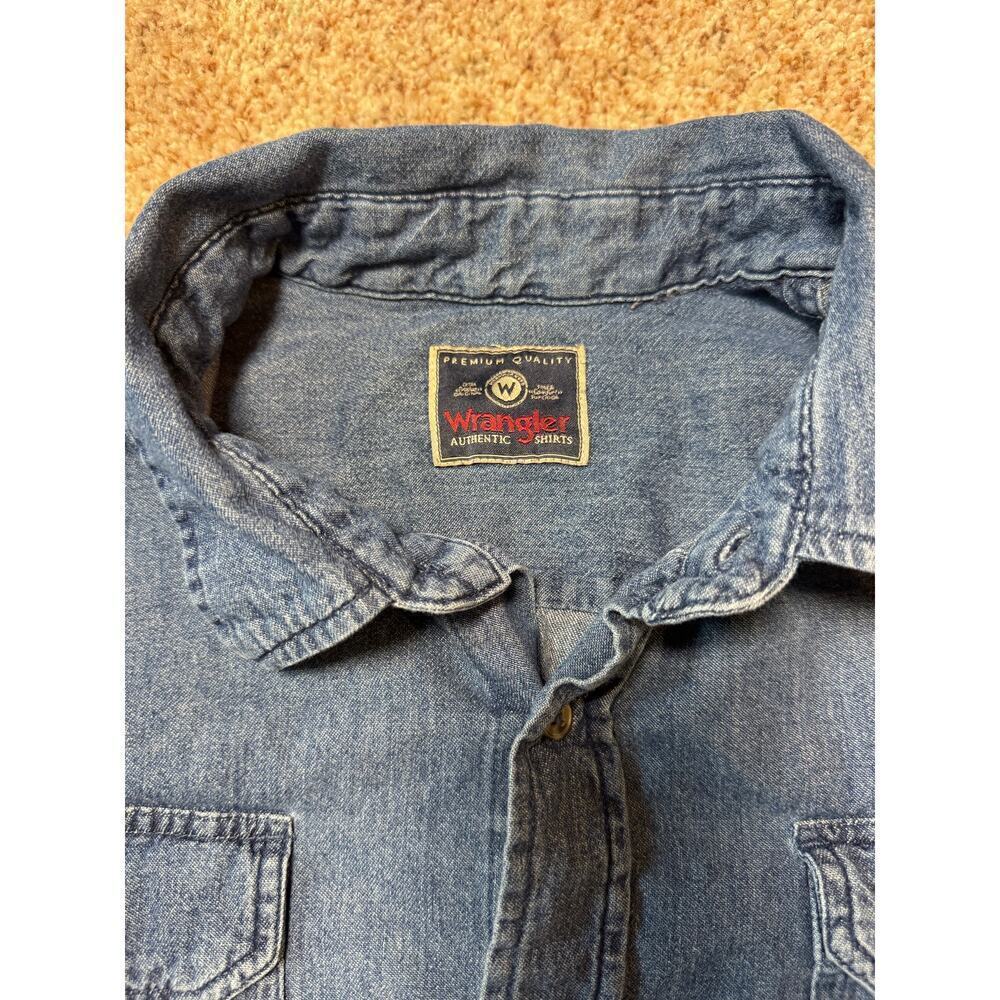 WRANGLER long sleeve Denim Button up Shirt, Men's Size XXL, Vintage 90's - Picture 11 of 11